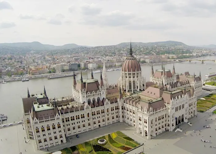 Little Americas Ring Budapest